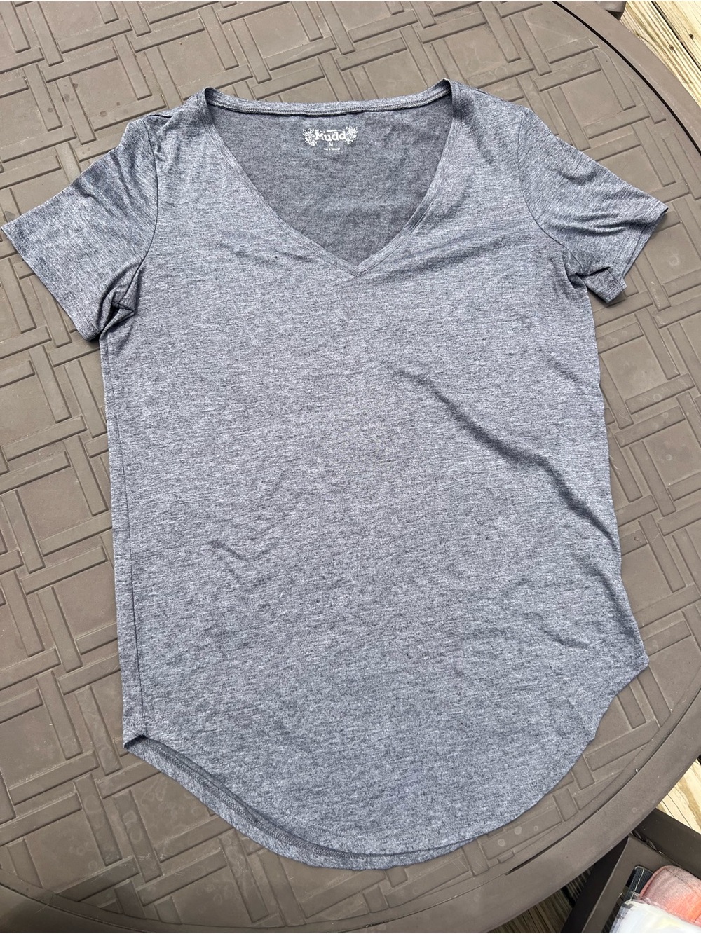 Mudd Gray Solid V-Neck Short Sleeve Pullover T-Shirt Women’s M # 196